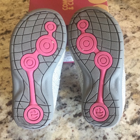 Surprise by Stride Rite Mary Jane Sneaker - Picture 2 of 3